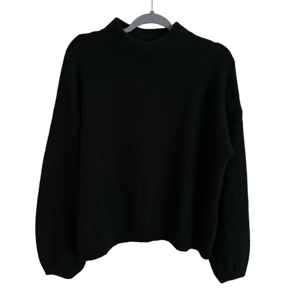 Banana Republic size Large Black Relaxed Balloon Sleeve Sweater Wool Alpaca - Picture 2 of 7